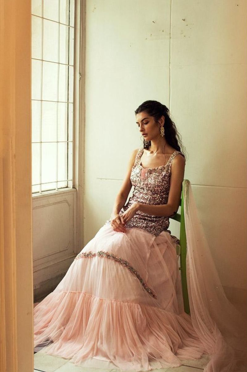 POWDER PINK EMBROIDERED KURTA WITH LEHENGA SKIRT SET