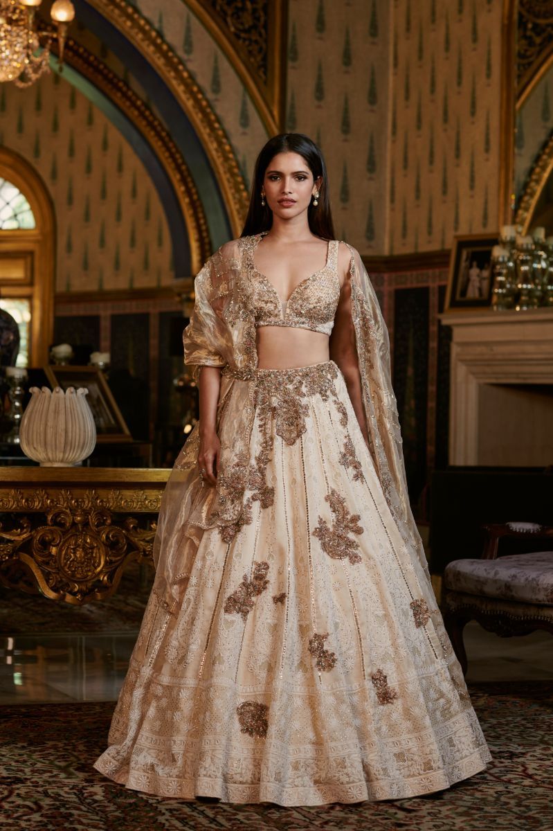 OMMA CHIKANKARI LEHENGA SET  