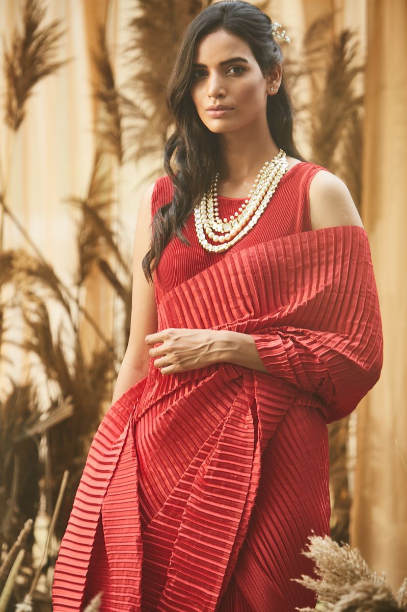 CLASSY PLEATED CHILLI RED