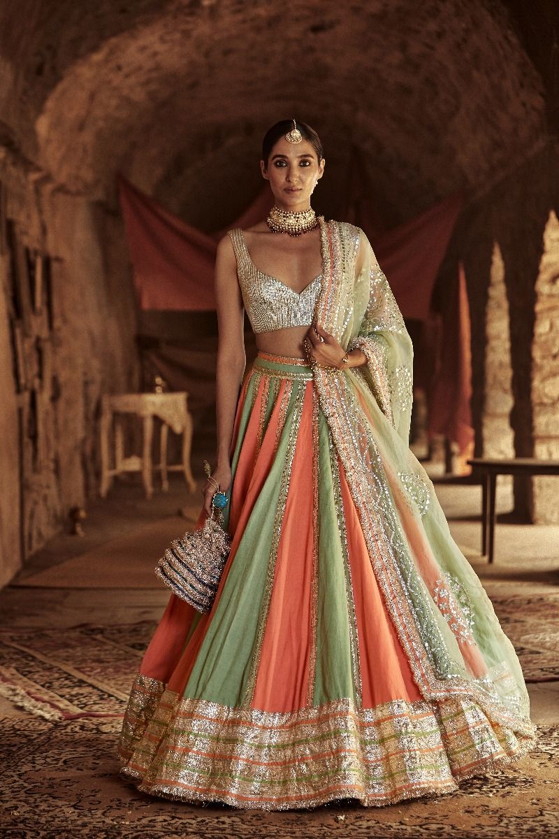 PANALLED LEHNGA 