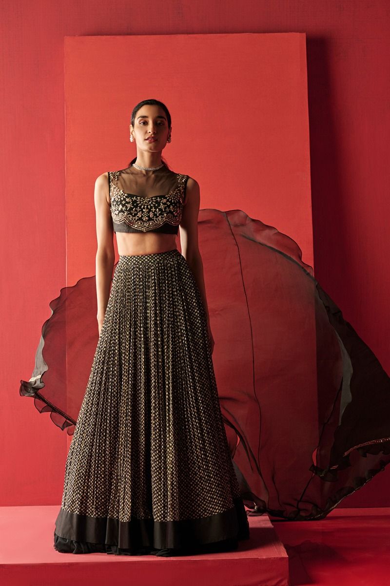 MEHAR LEHENGA SET WITH CAPE